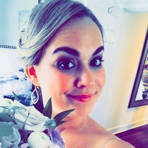 Meet your Posher, Cara